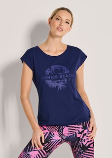 T-shirt thumbnail 2