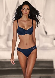 Soutien-gorge thumbnail 1