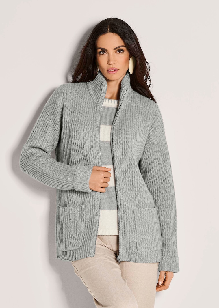 Grobstrickjacke mit Reißverschluss