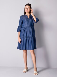 Robe thumbnail 1