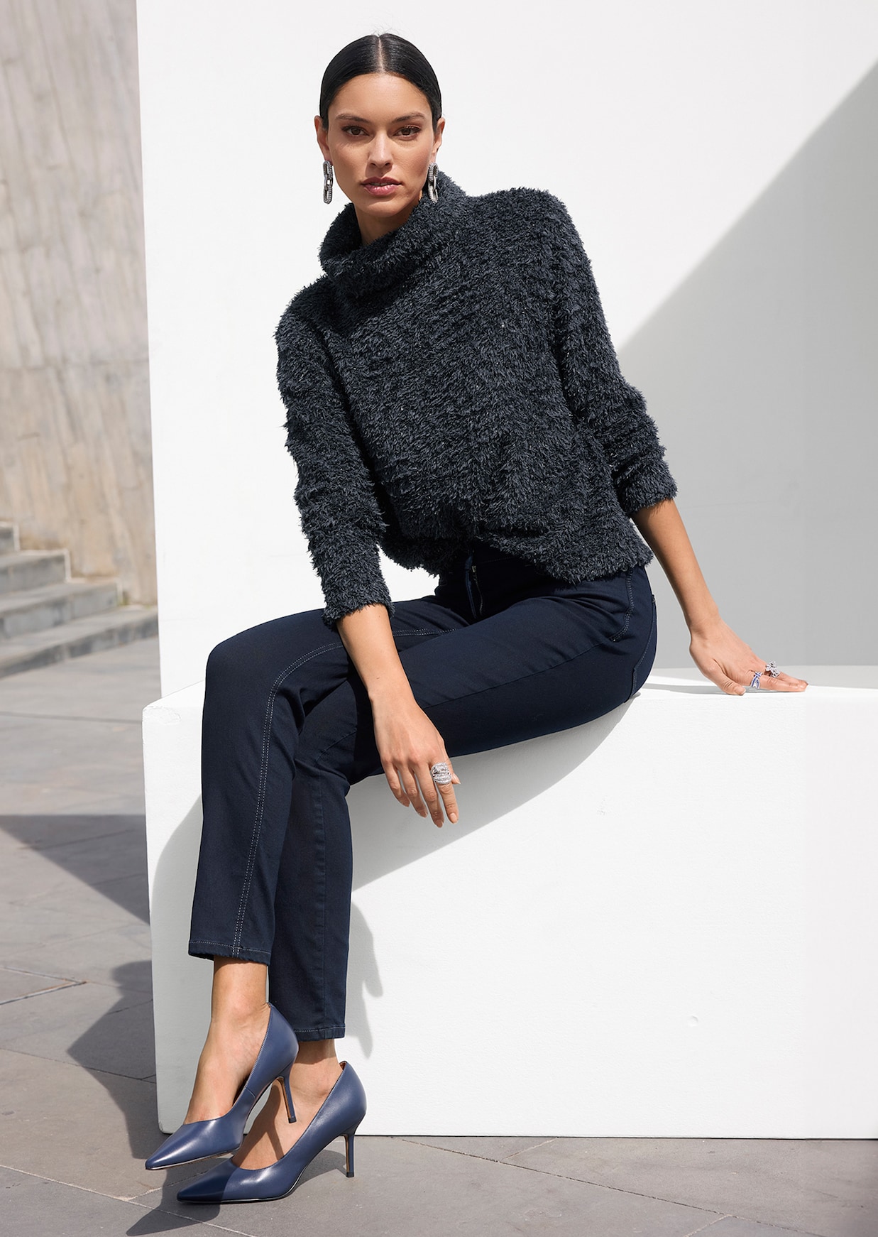 Pluizig sweatshirt met col