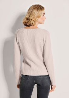 Pull en cachemire à col en V thumbnail 4