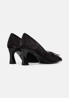 Pumps met bont en sierveters thumbnail 3
