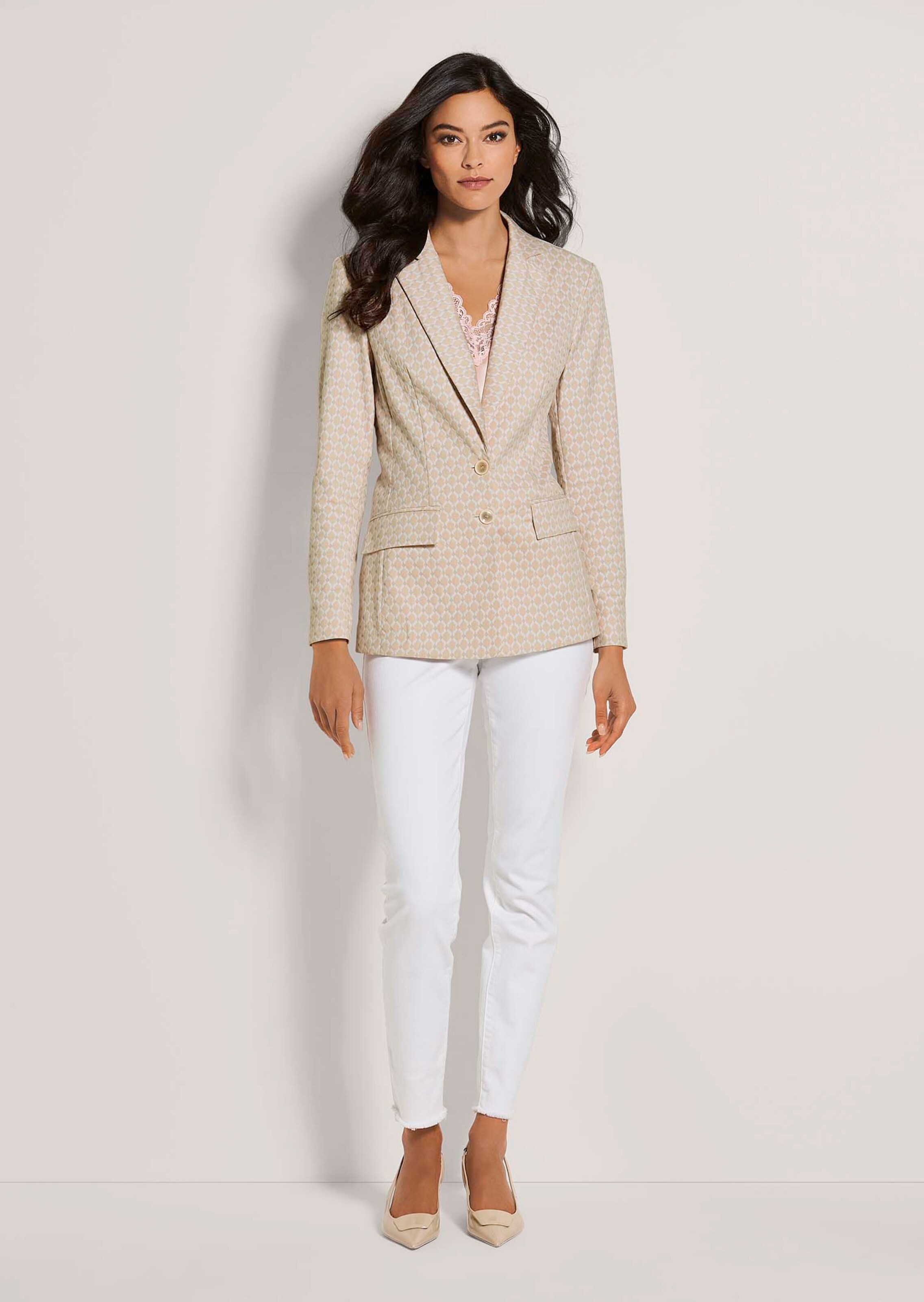Blazer thumbnail 3
