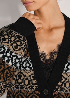 Cardigan thumbnail 6
