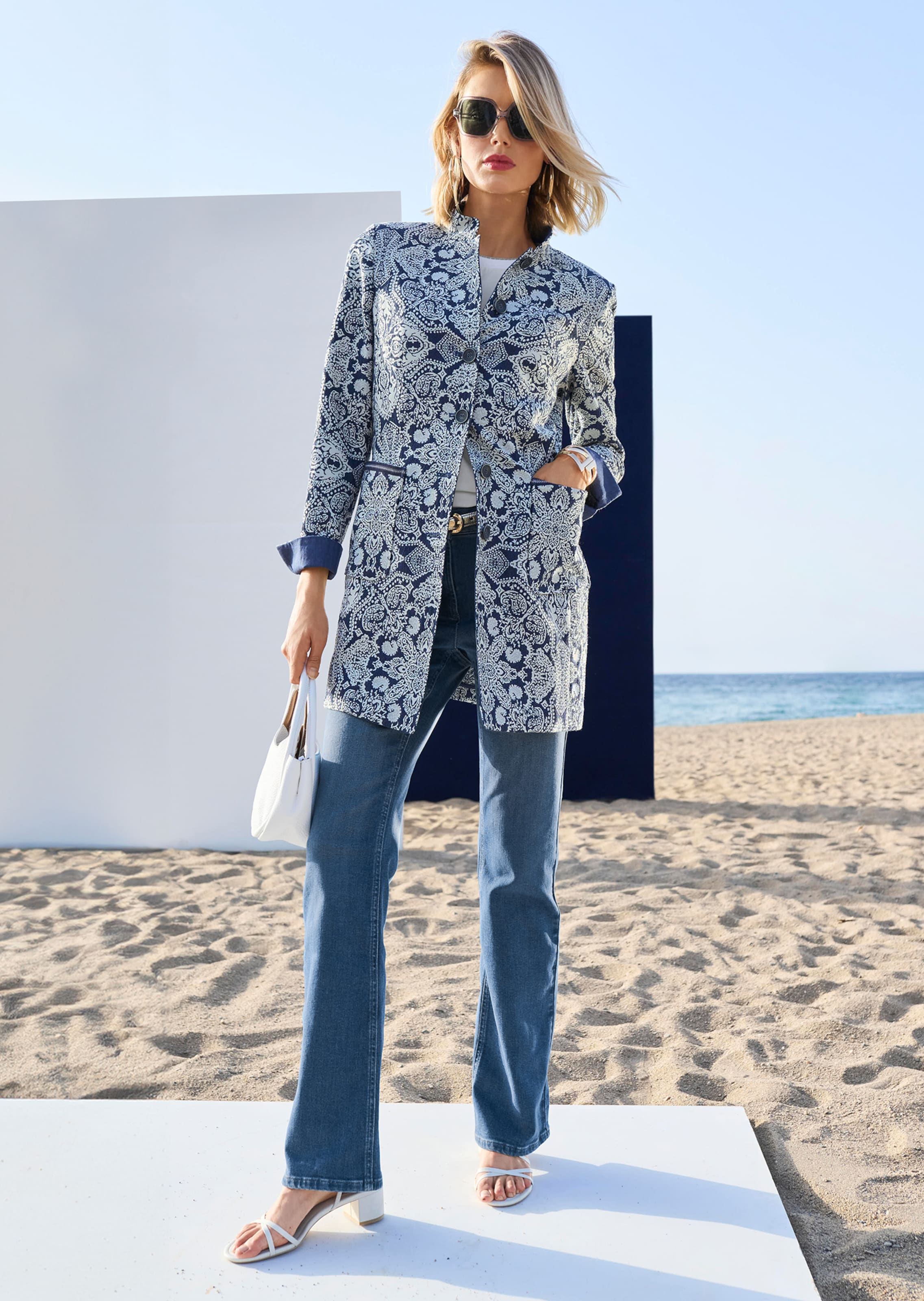 Jacquard-patterned frock coat