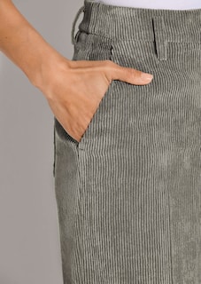 Weite Cordhose mit Bügelfalten thumbnail 6