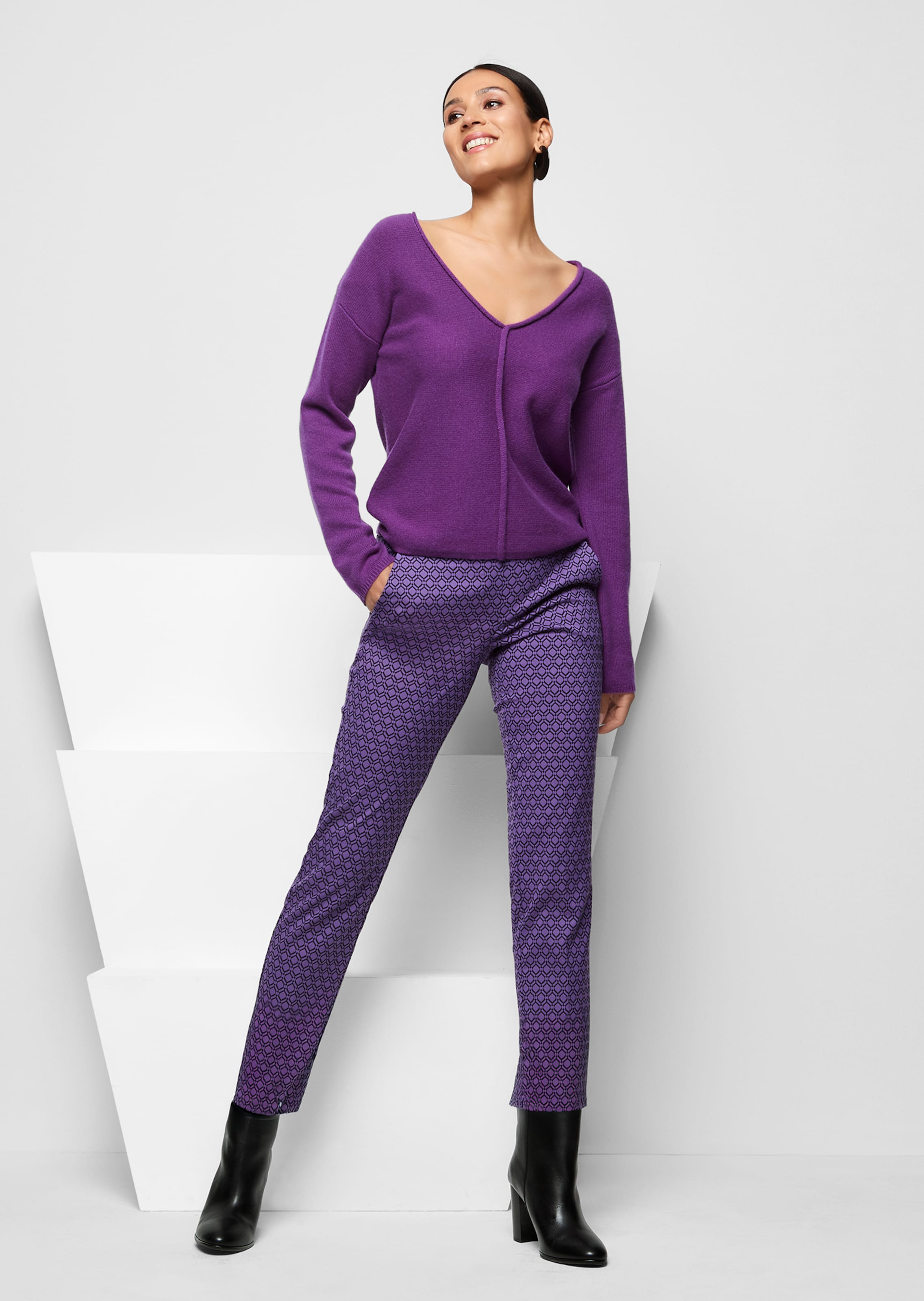 Bequeme Schlupfhose in gerader Form