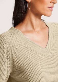 Langarm-Pullover mit V-Ausschnitt thumbnail 6