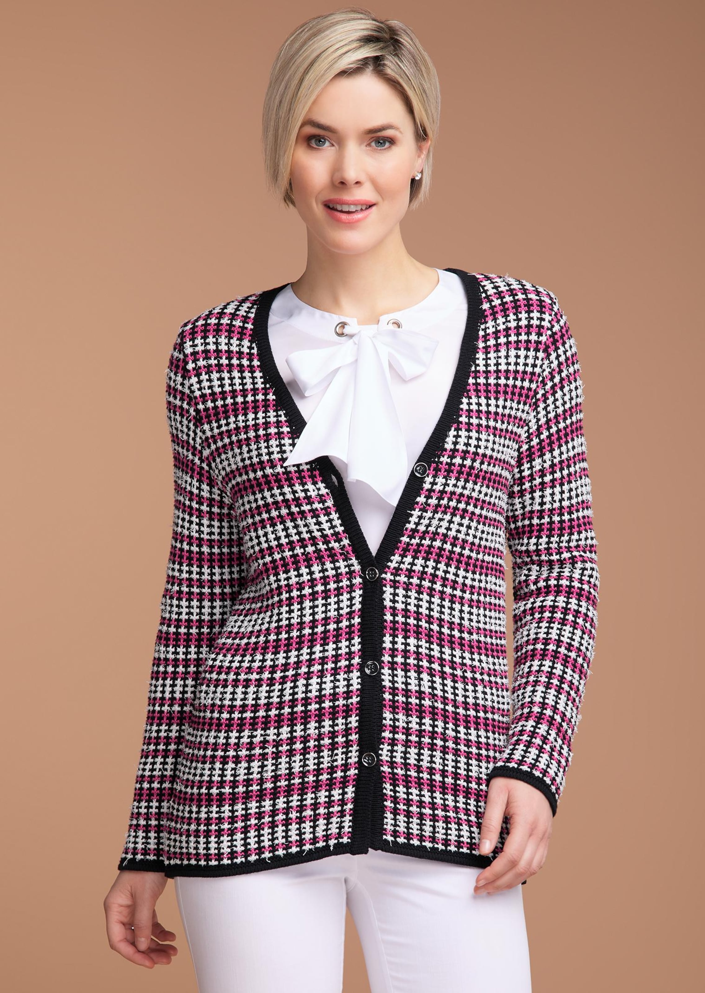 Elegantti kontrastineuloksinen bleiseri