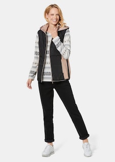 Gilet sport aux nombreux détails thumbnail 2