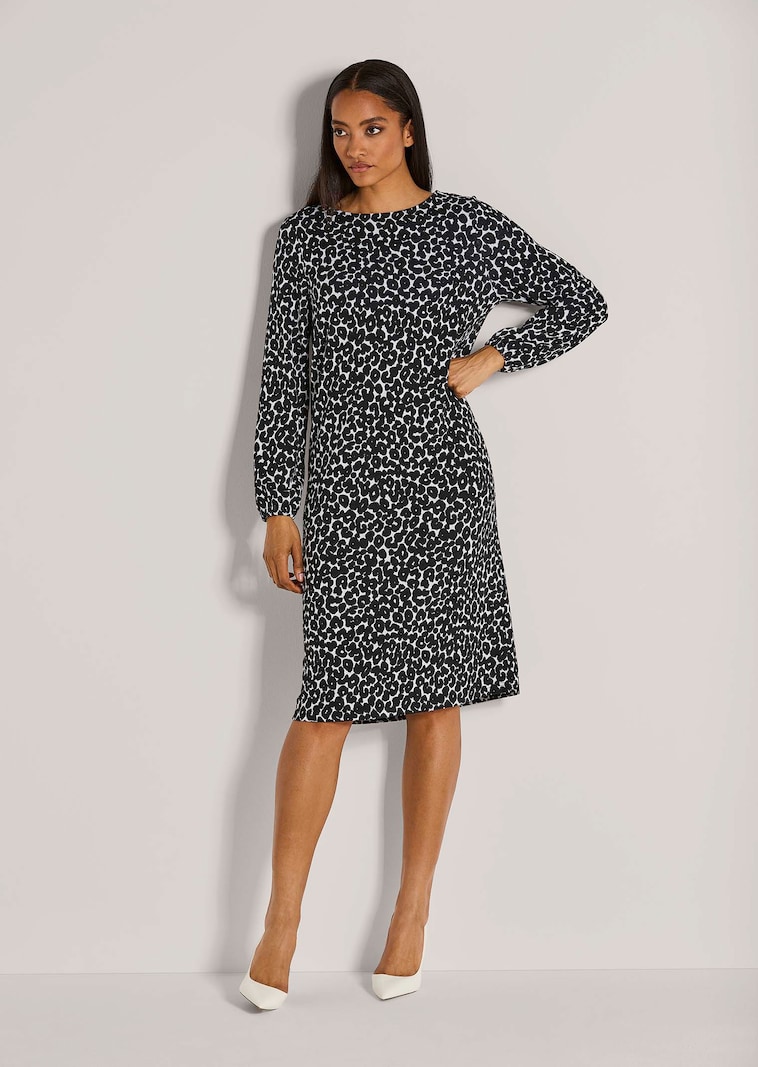 Robe à imprimé léopard