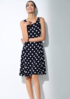 Robe thumbnail 2