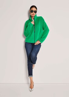 Veste courte en fausse fourrure tendance thumbnail 5