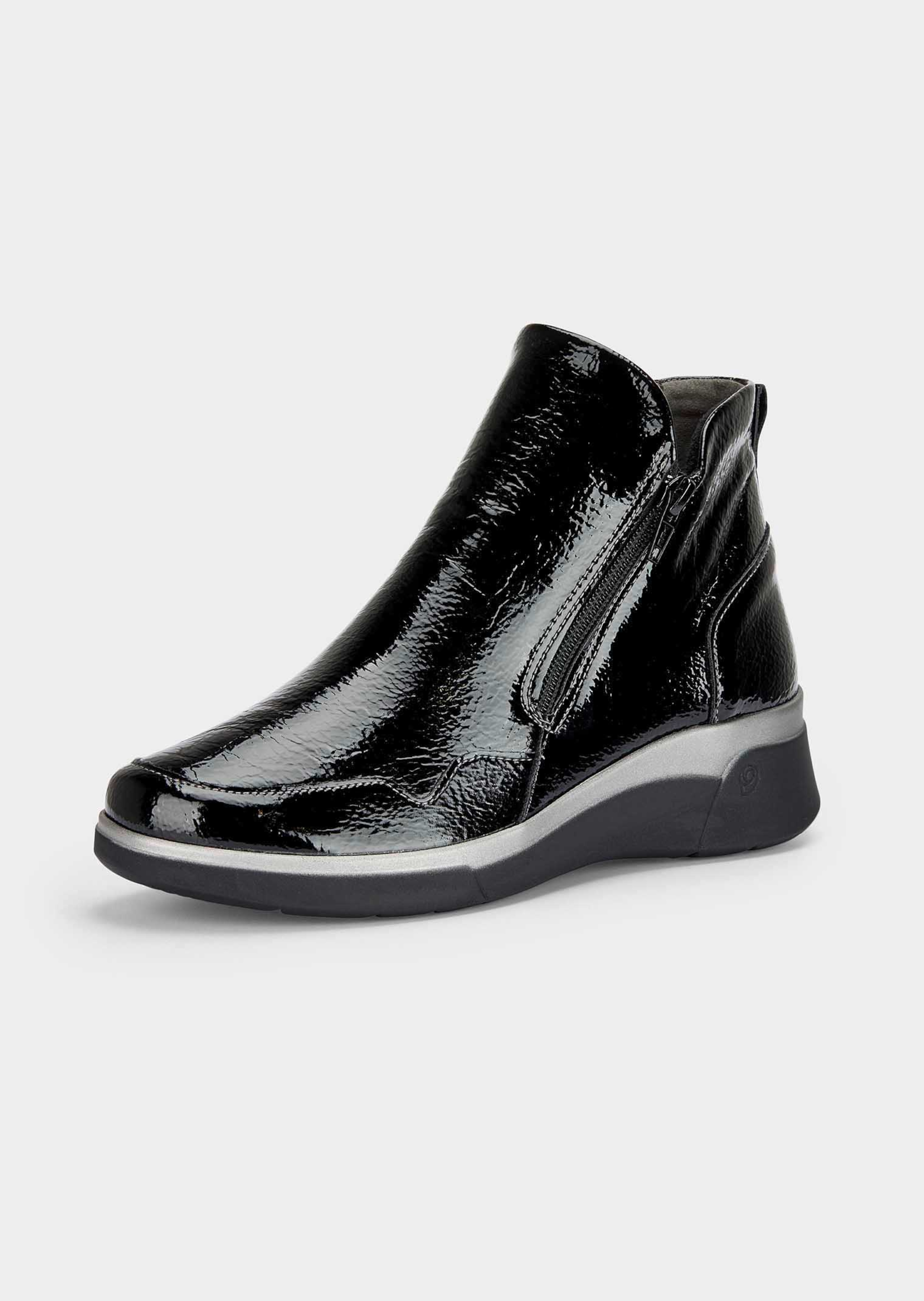 Stiefeletten in Lack-Optik