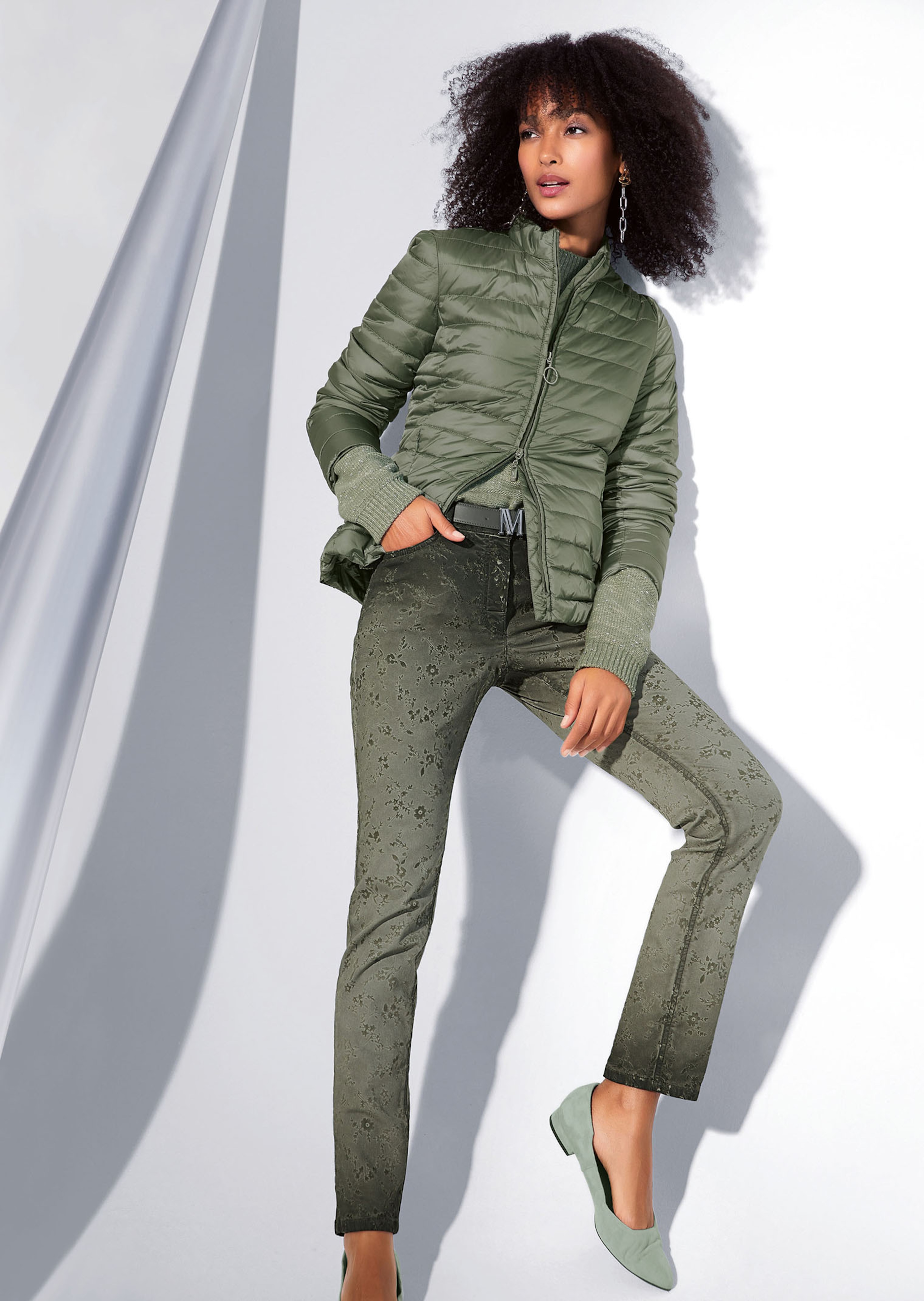 Steppjacke mit Schößchen