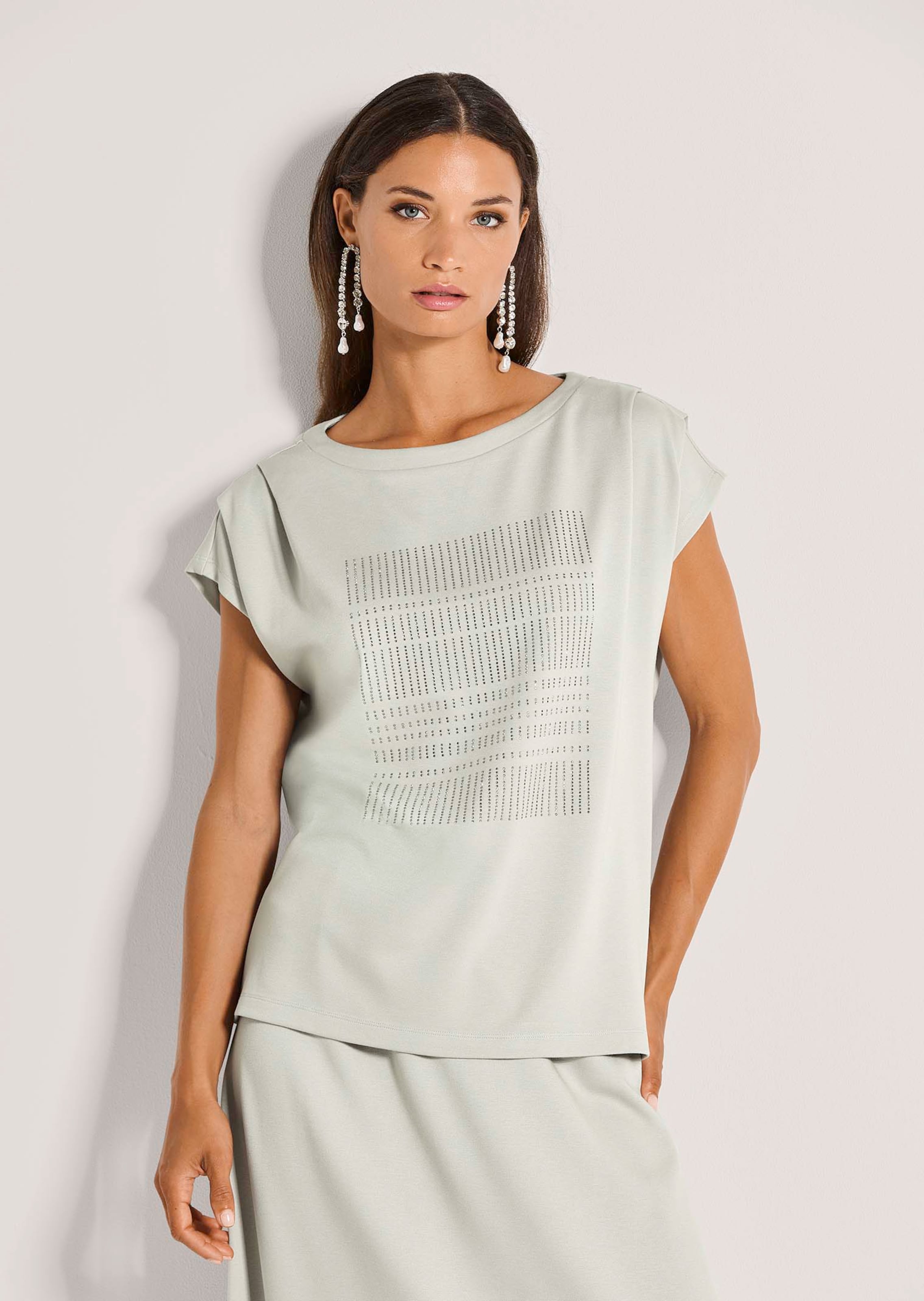 Kastenshirt mit dekorativem Strass