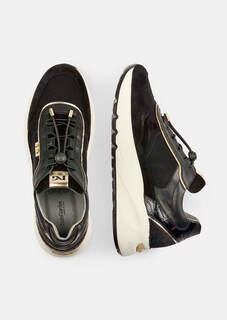 Trainers with a quick-lace fastening thumbnail 2