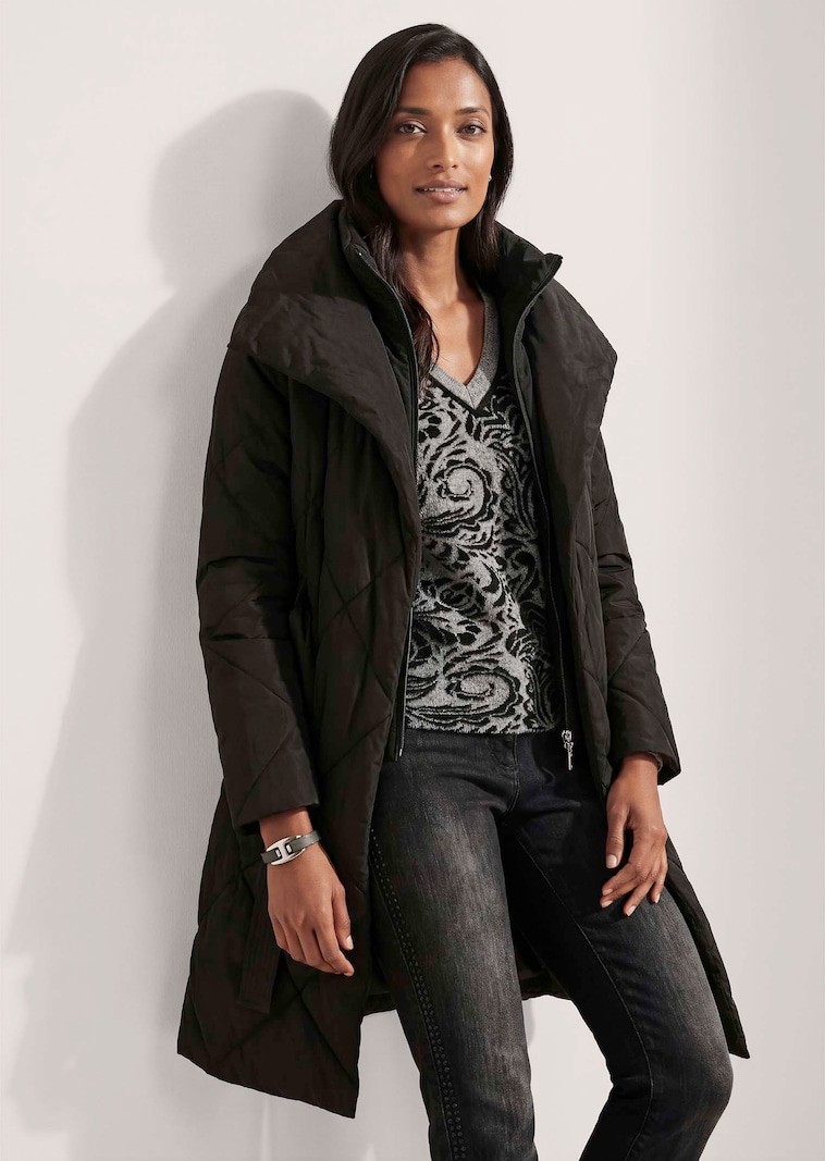 Manteau matelassé en losange avec ceinture à nouer