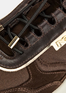 Trainers with a quick-lace fastening thumbnail 3