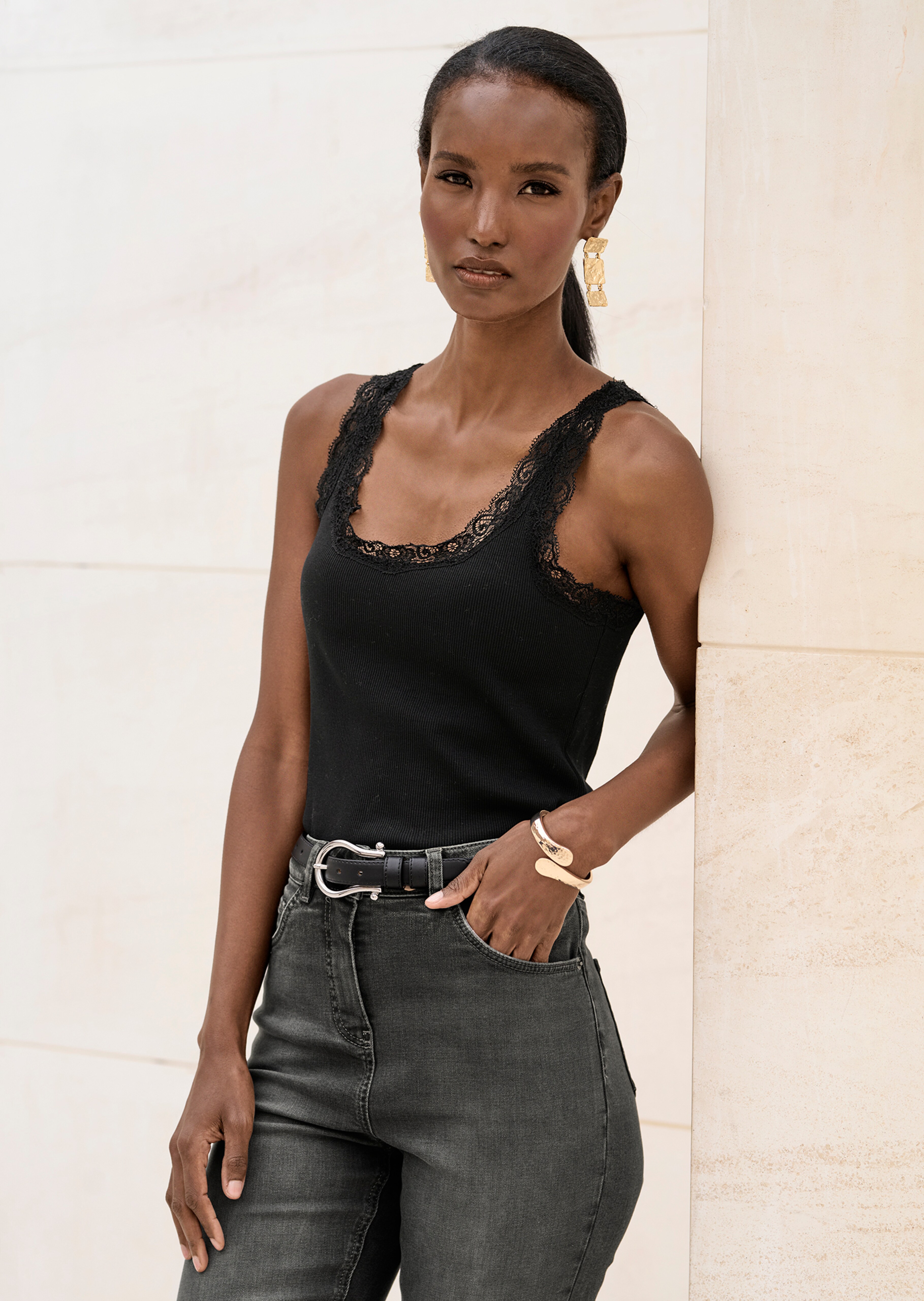 Lace-trim vest top