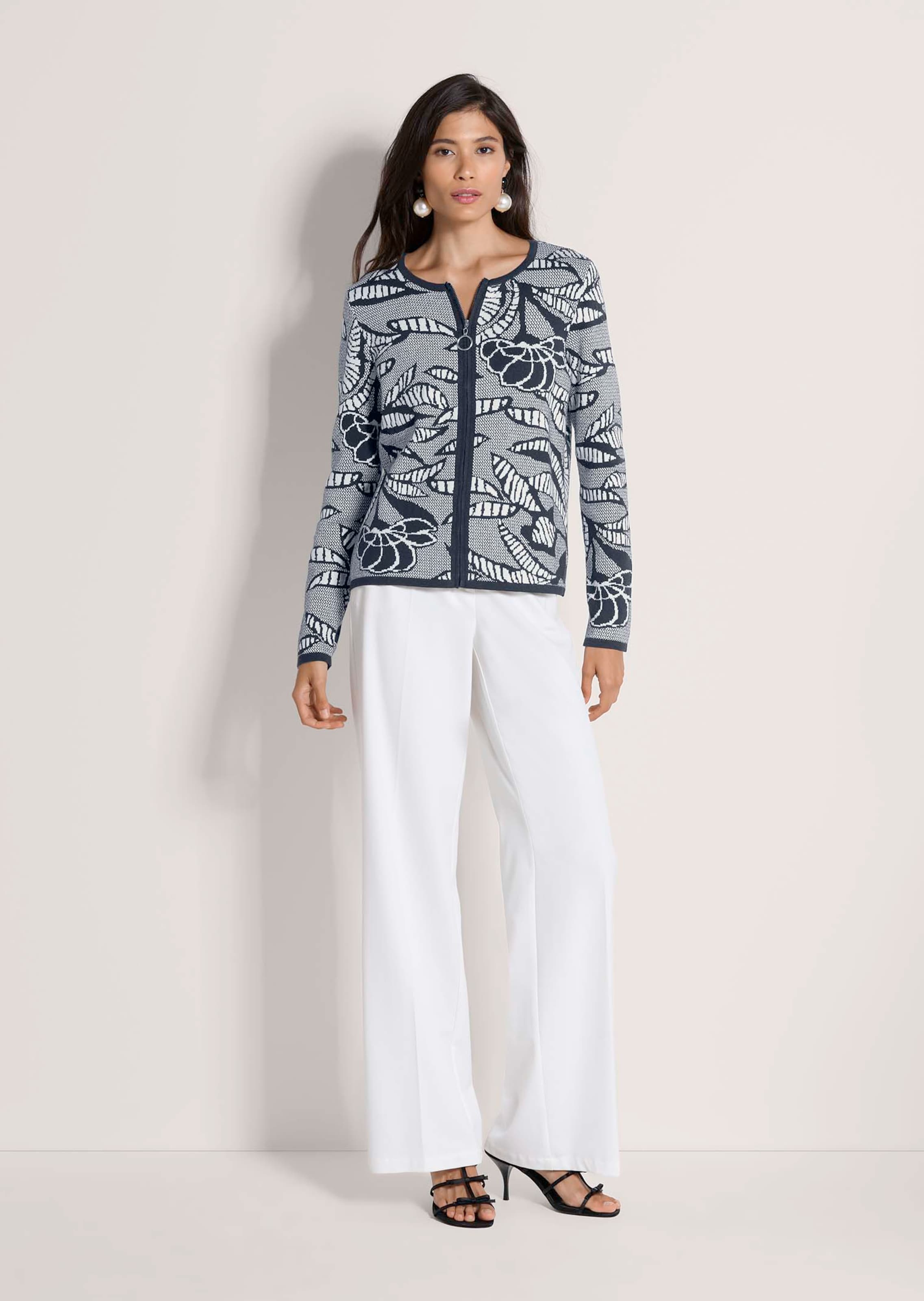 Jacquard knitted blazer with zip
