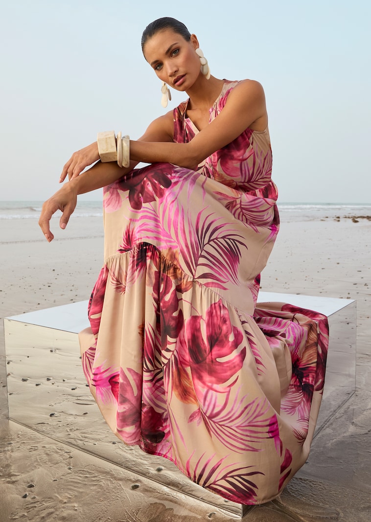 Ärmelloses Maxikleid für den Sommer
