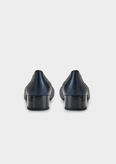 Pumps met modieuze perforatie thumbnail 4