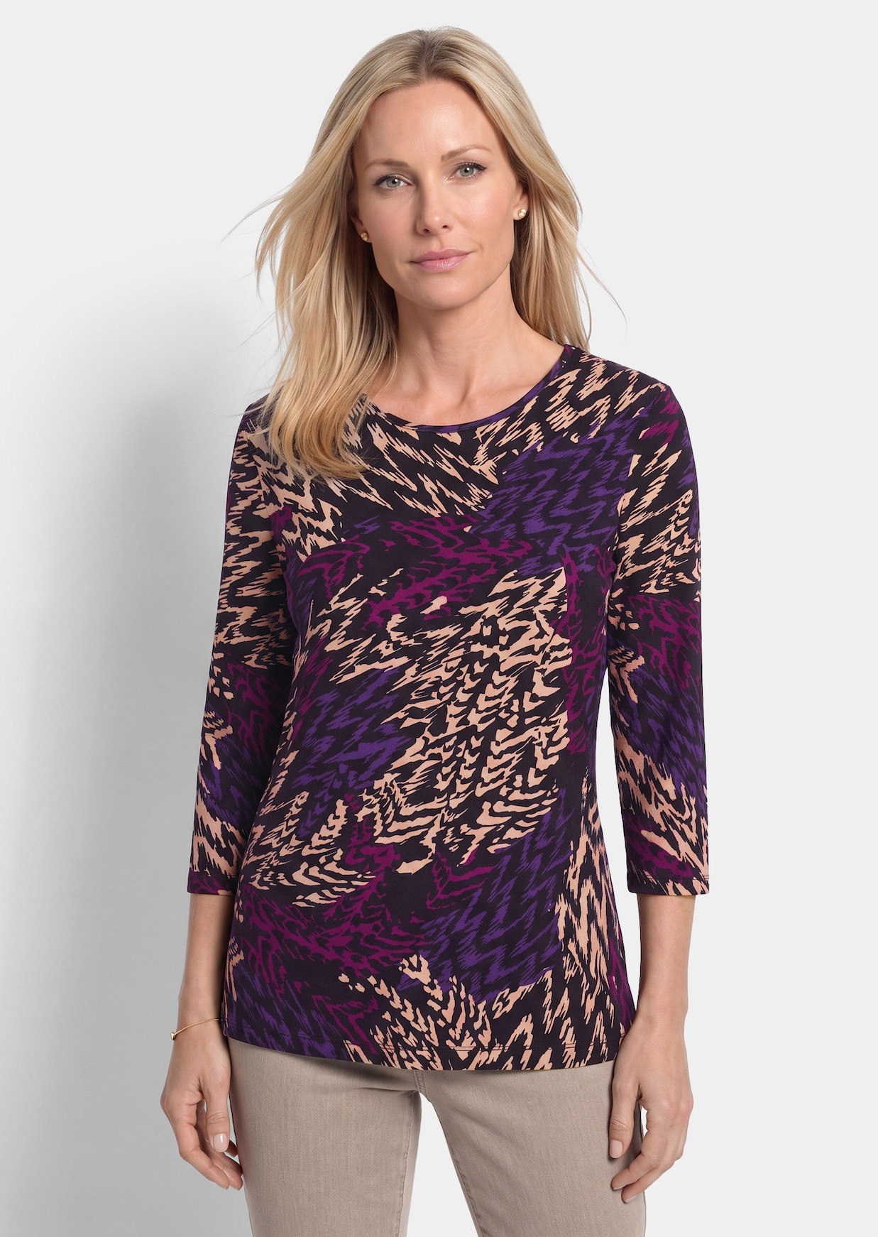 Viskoseshirt mit dynamischem All-over-Print
