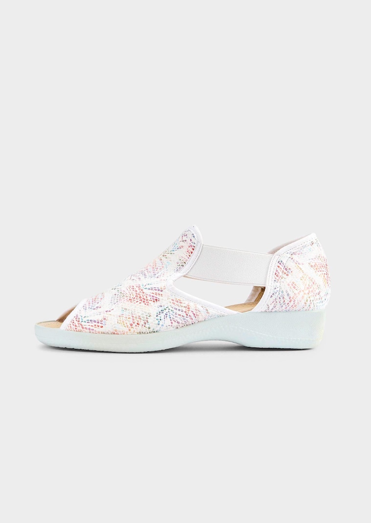Sandalen mit Blumenprint