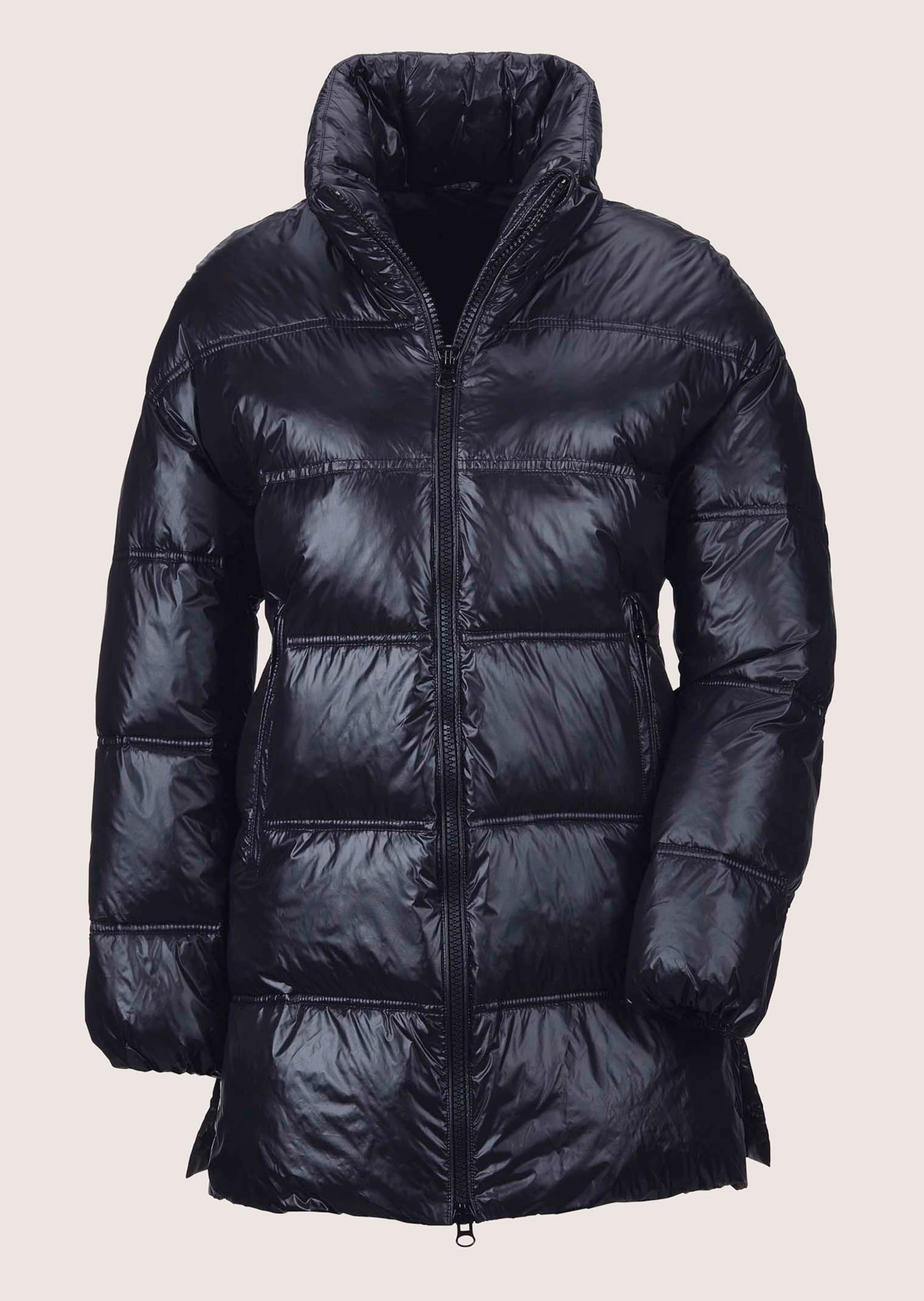 Steppjacke mit Stehkragen