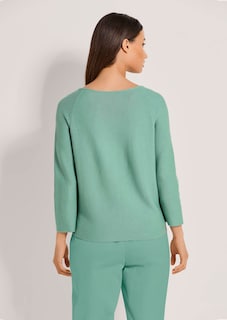 Pullover in modischer Kurzform thumbnail 3