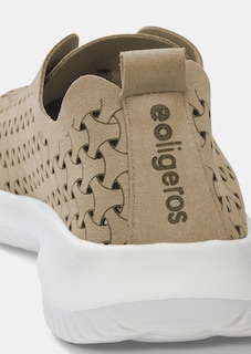 Extraleichte Halbschuhe mit Lochmuster thumbnail 3