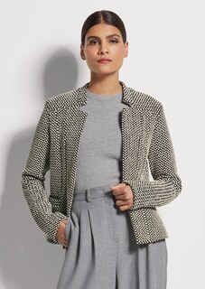 Blazer thumbnail 1