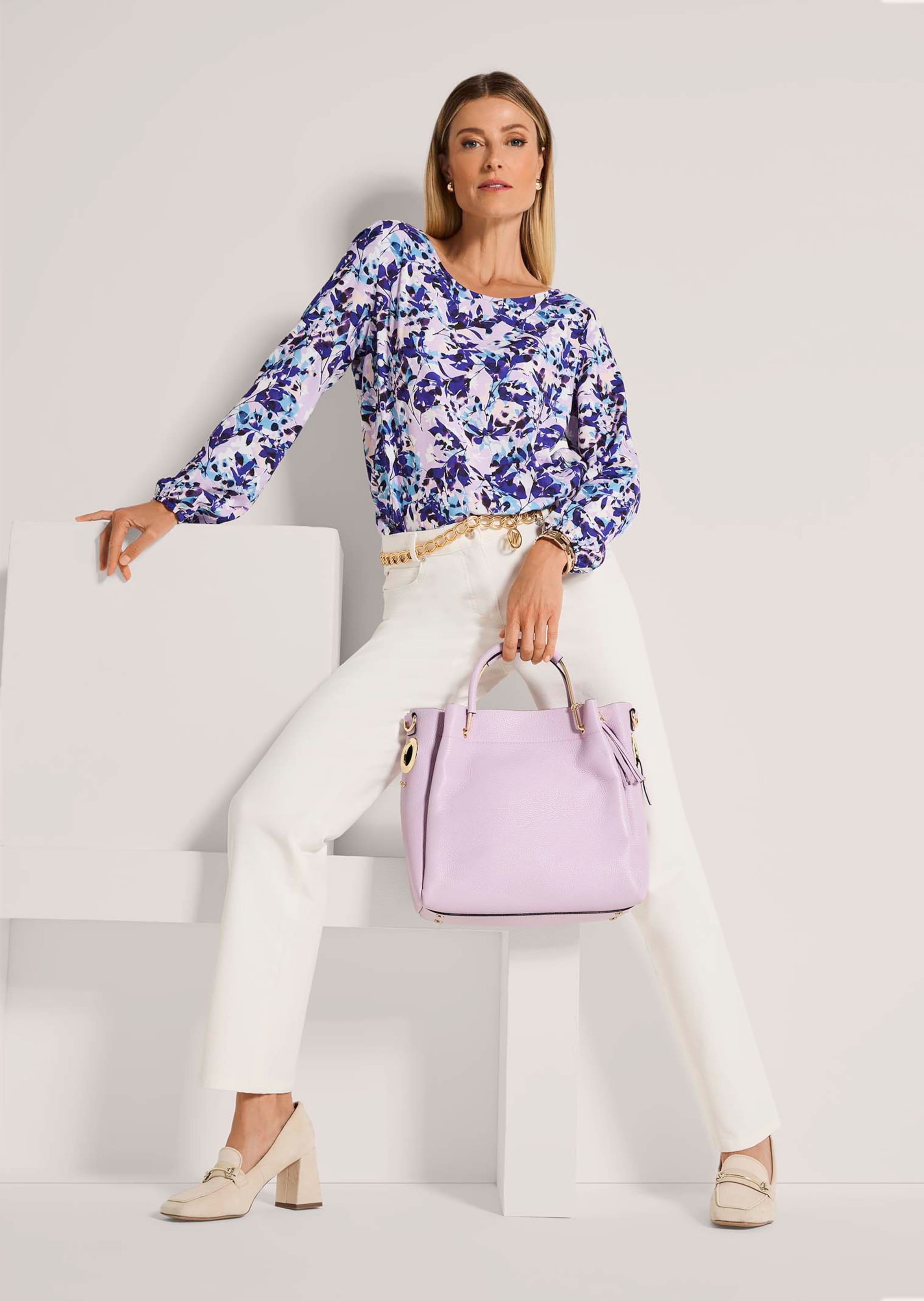 Bluse mit Rundhalsausschnitt