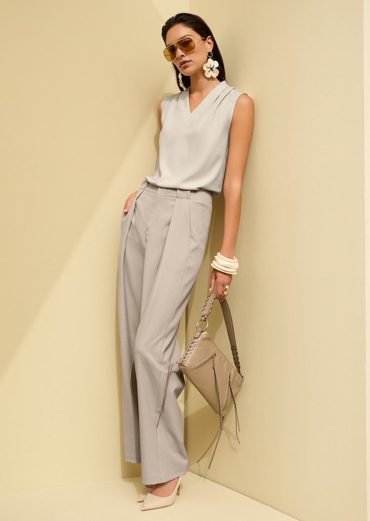 Sleeveless top