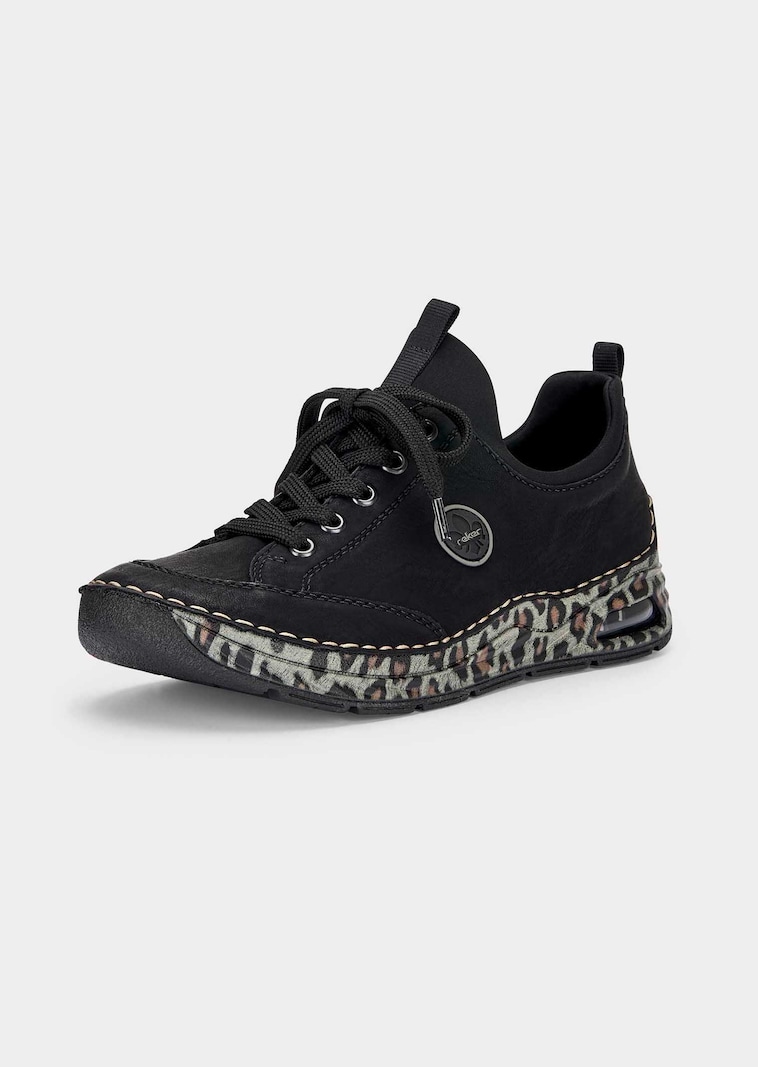 Sneakers avec semelle extérieure en imprimé animalier