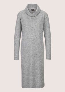 Robe thumbnail 6