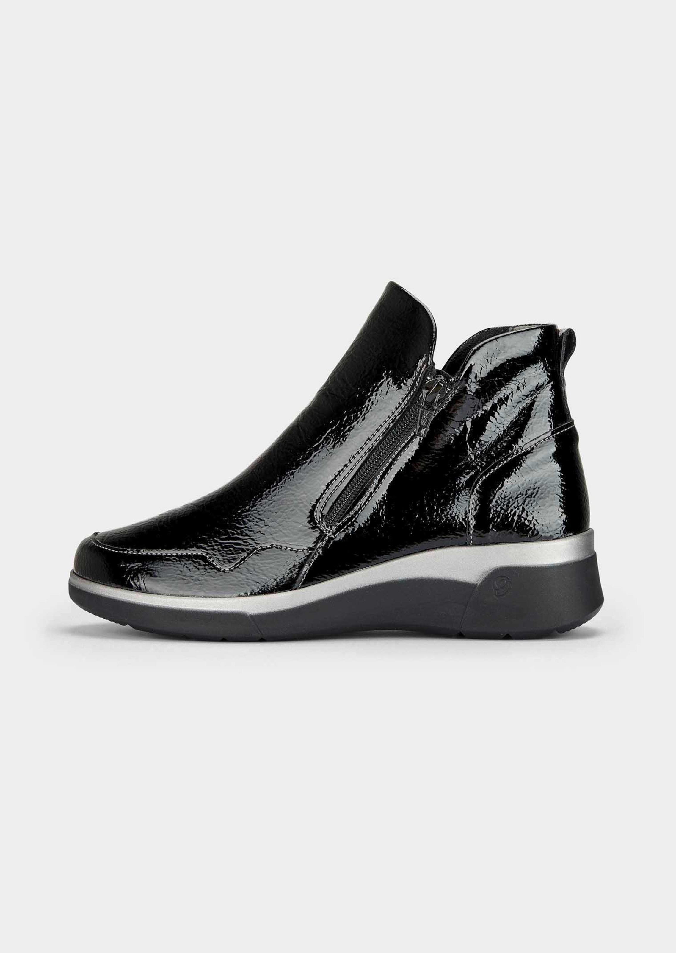 Bottines en cuir verni
