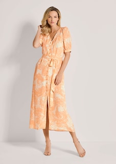 Robe thumbnail 2
