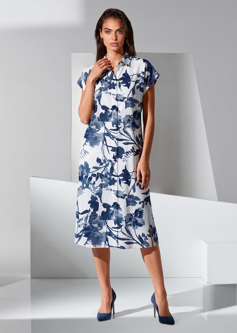 Hemdblusenkleid aus Viskose mit Blütenprint