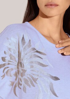 Kurzarm-Pullover mit glanzvollem Floral-Print thumbnail 6