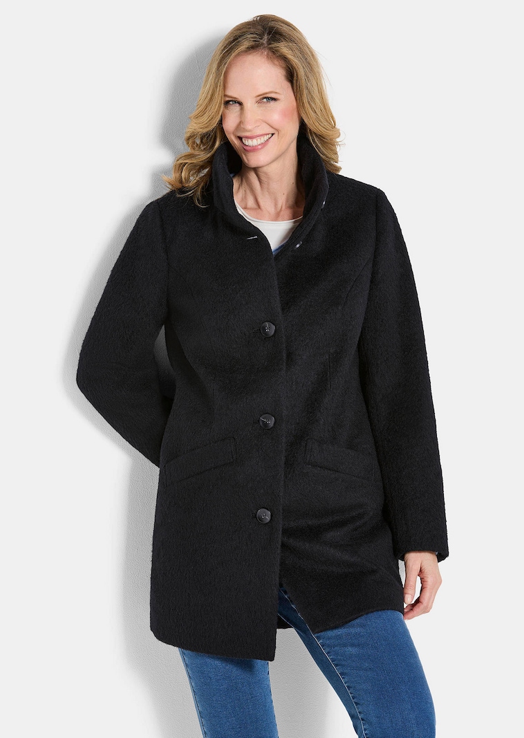 Manteau laineux avec col montant