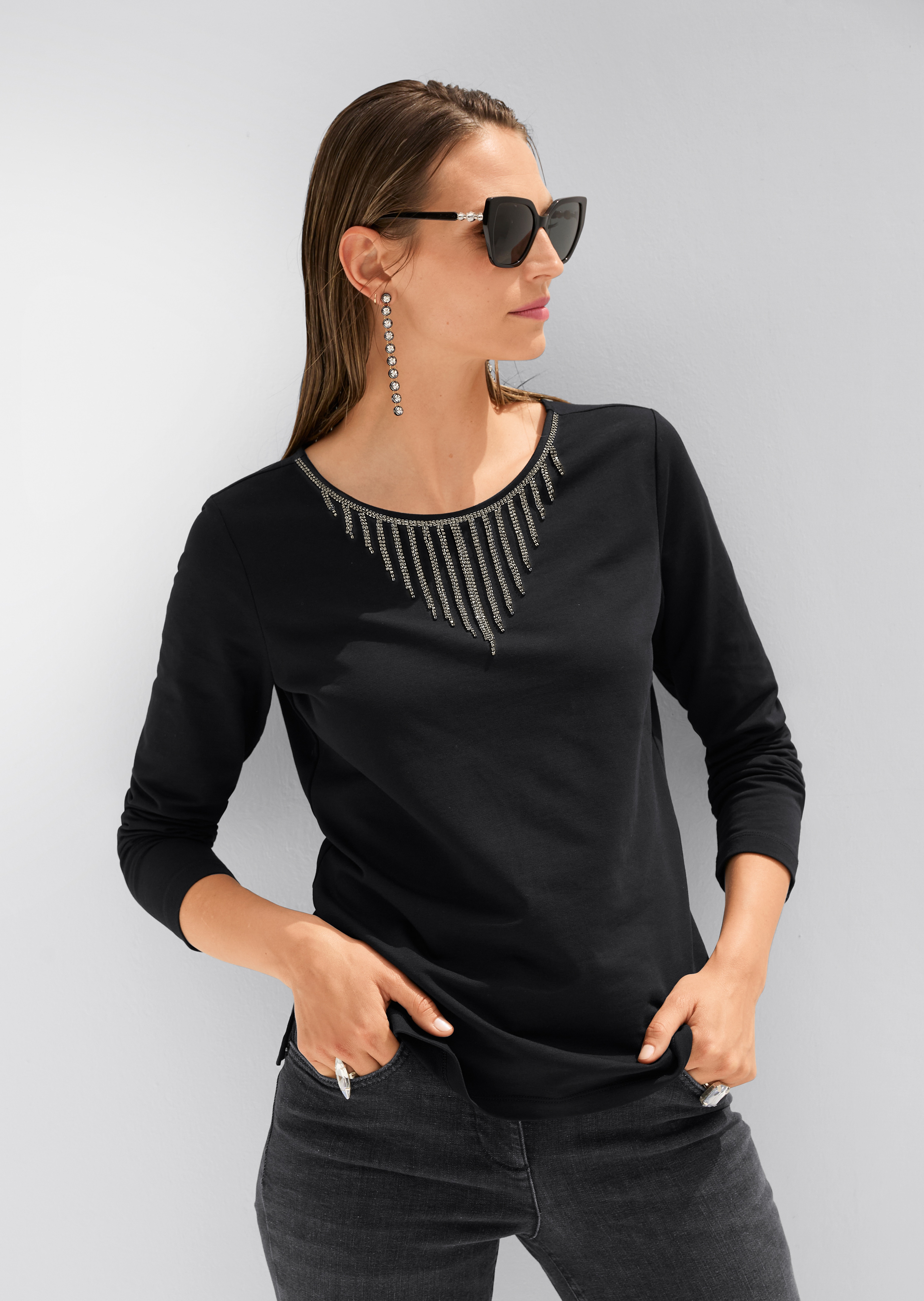 Sweat orné de strass