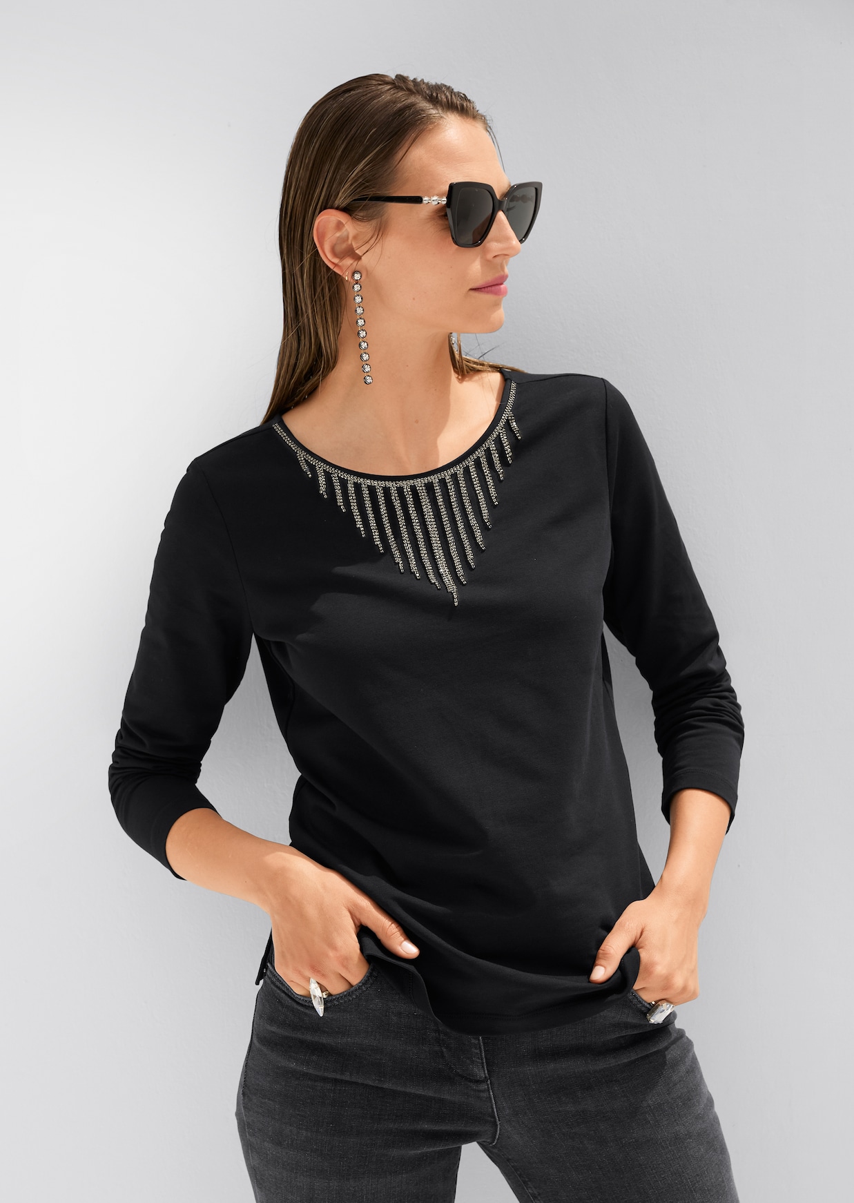 Sweat orné de strass