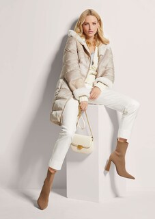 Wattierte Steppjacke mit Kapuze thumbnail 5