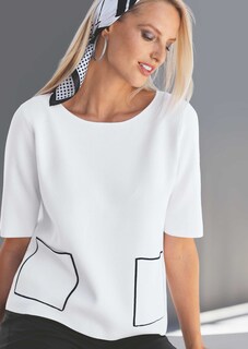 Pull manches courtes avec poches plaquées thumbnail 1