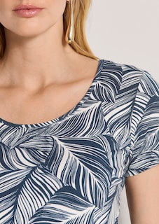 Viskoseshirt mit grafischem Blattprint thumbnail 6