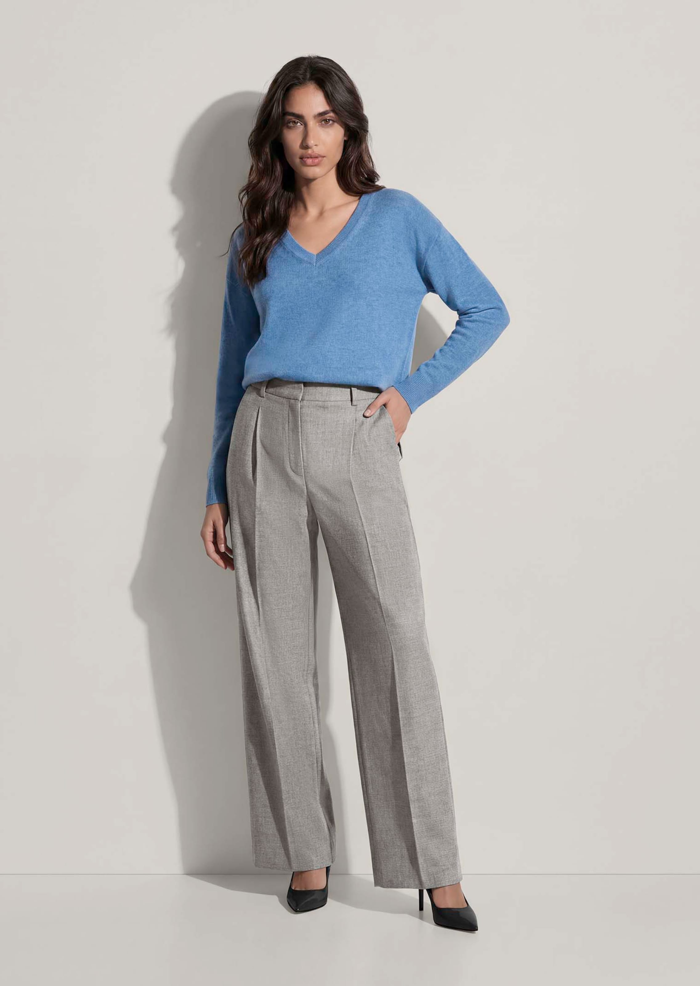 Trui met V-hals, van Good Cashmere