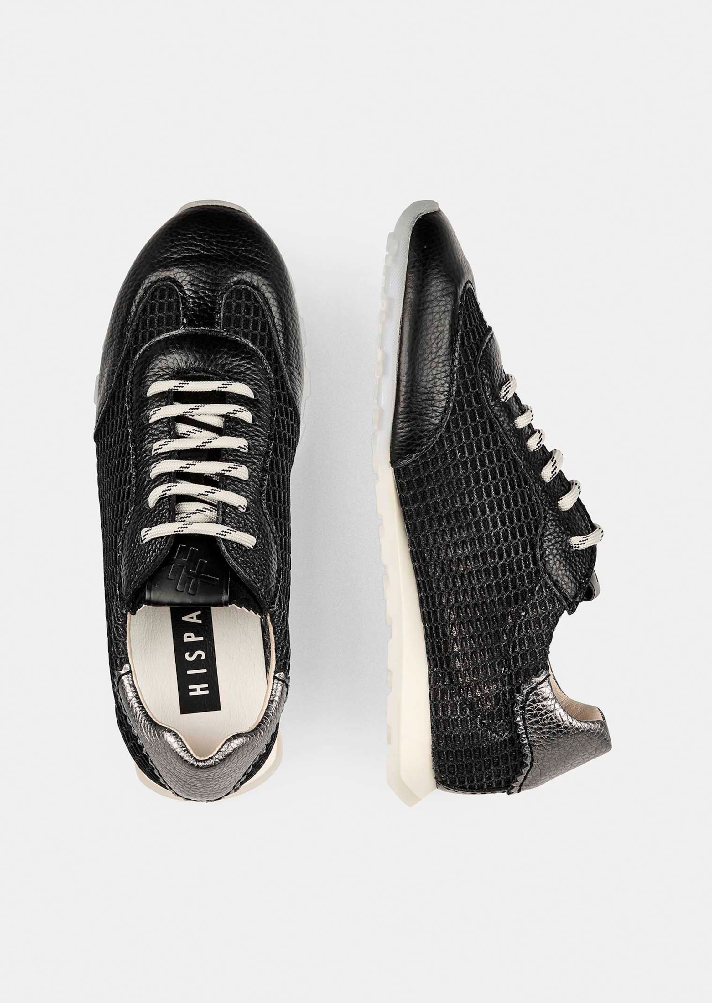 Sneakers thumbnail 2